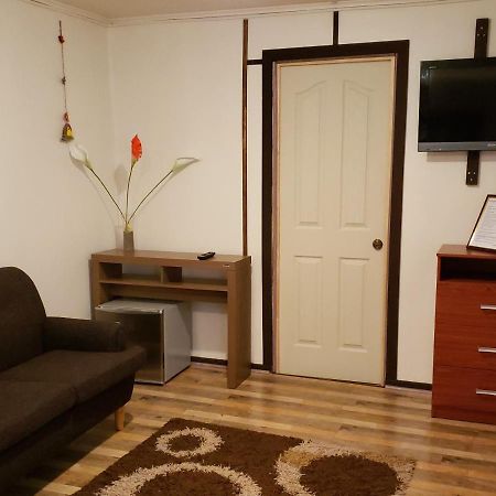Hostal Torres Del Paine 2 プンタアレナス エクステリア 写真