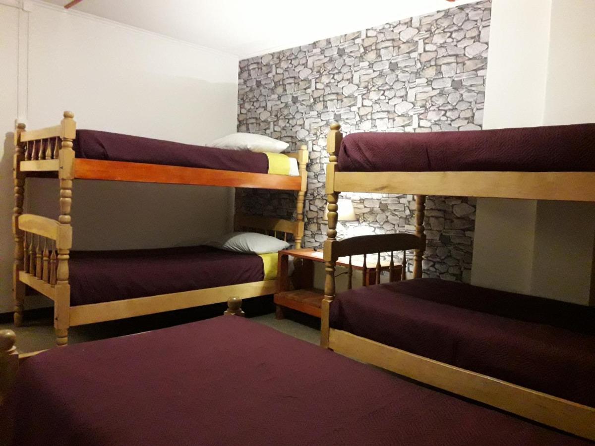 Hostal Torres Del Paine 2 プンタアレナス エクステリア 写真