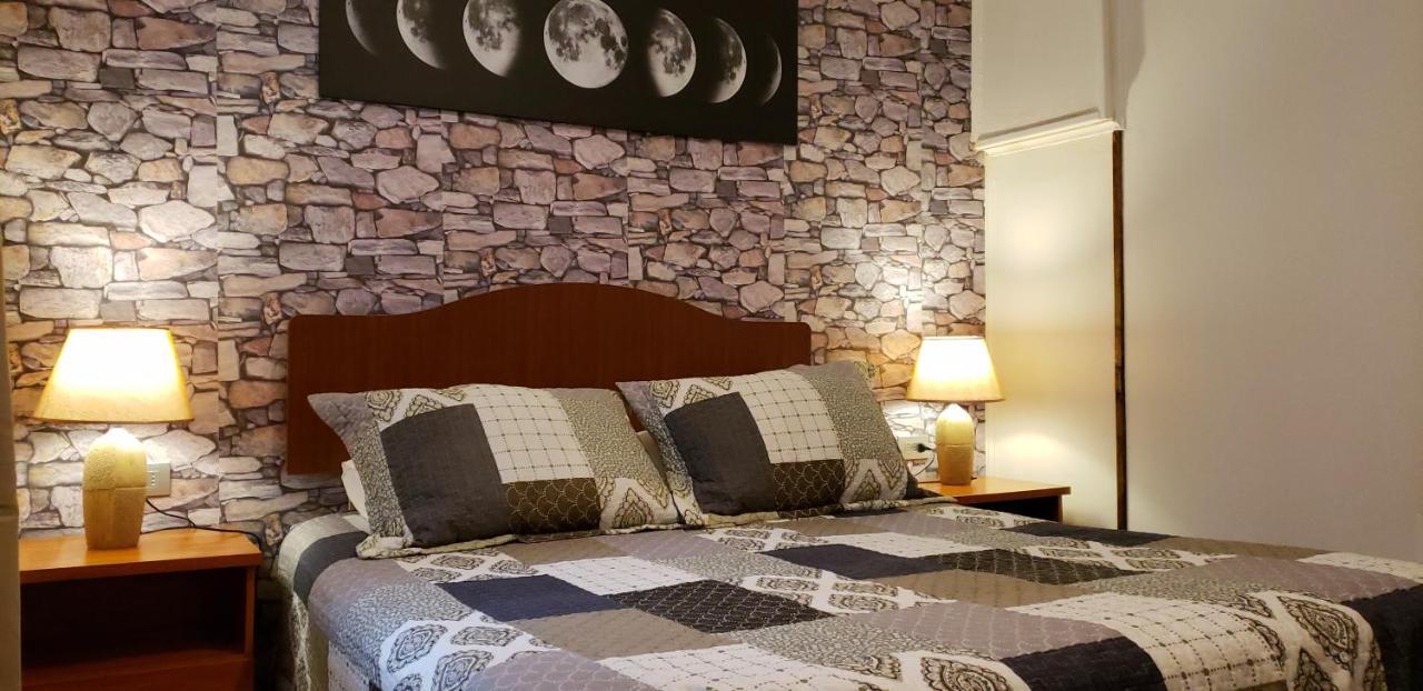 Hostal Torres Del Paine 2 プンタアレナス エクステリア 写真