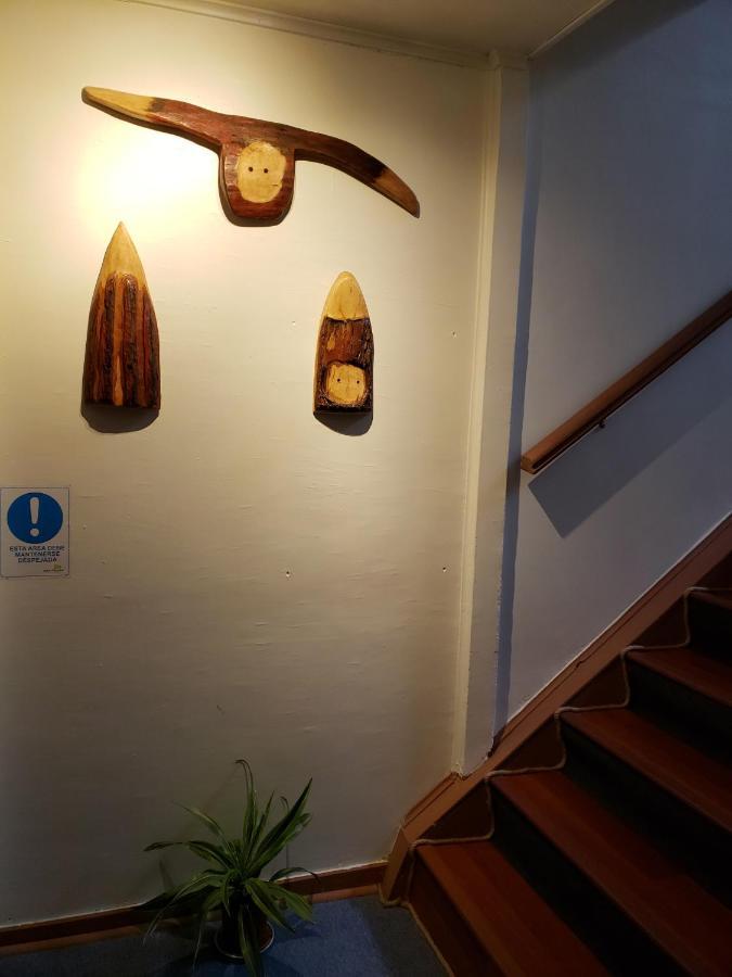 Hostal Torres Del Paine 2 プンタアレナス エクステリア 写真